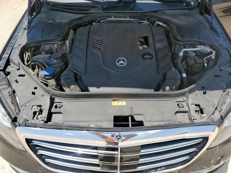 2019 MERCEDES-BENZ S 560 4MATIC WDDUG8GBXKA460806