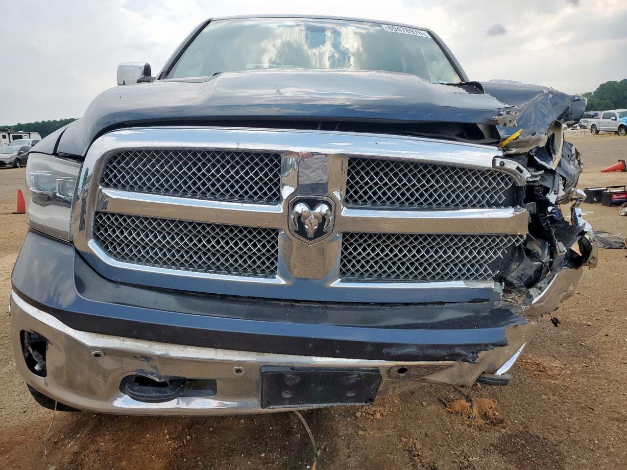 RAM 1500 SLT