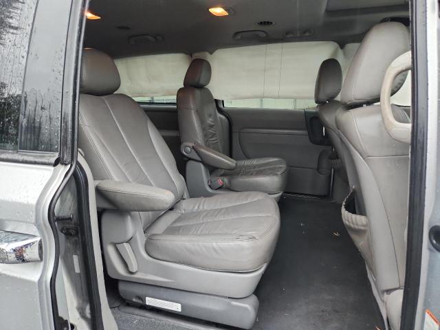 2011 KIA SEDONA EX #3281600429