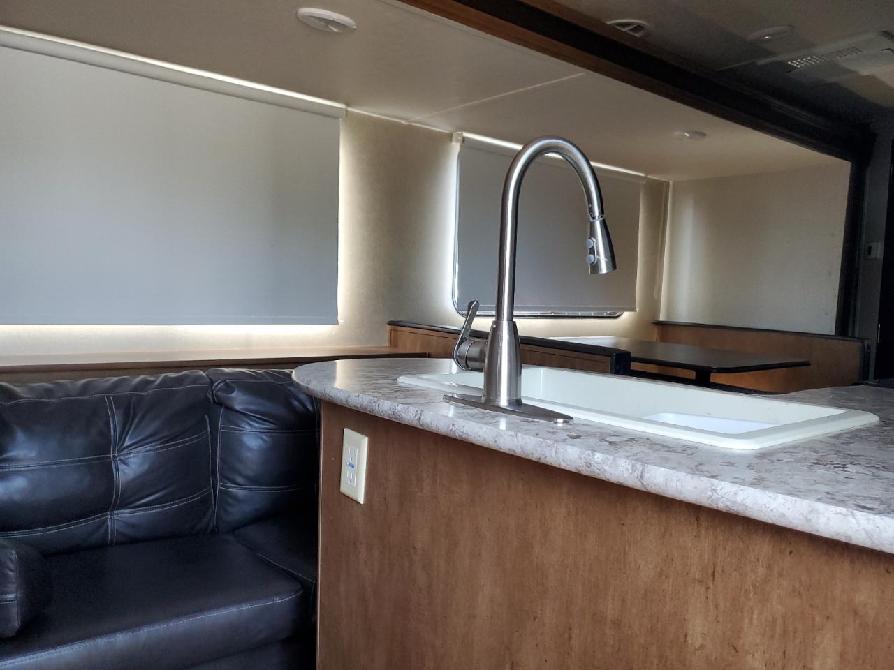 Lot #3213400759 2017 WILDWOOD CRUISE LIT