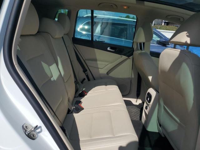 2017 VOLKSWAGEN TIGUAN WOL WVGSV7AXXHK001358