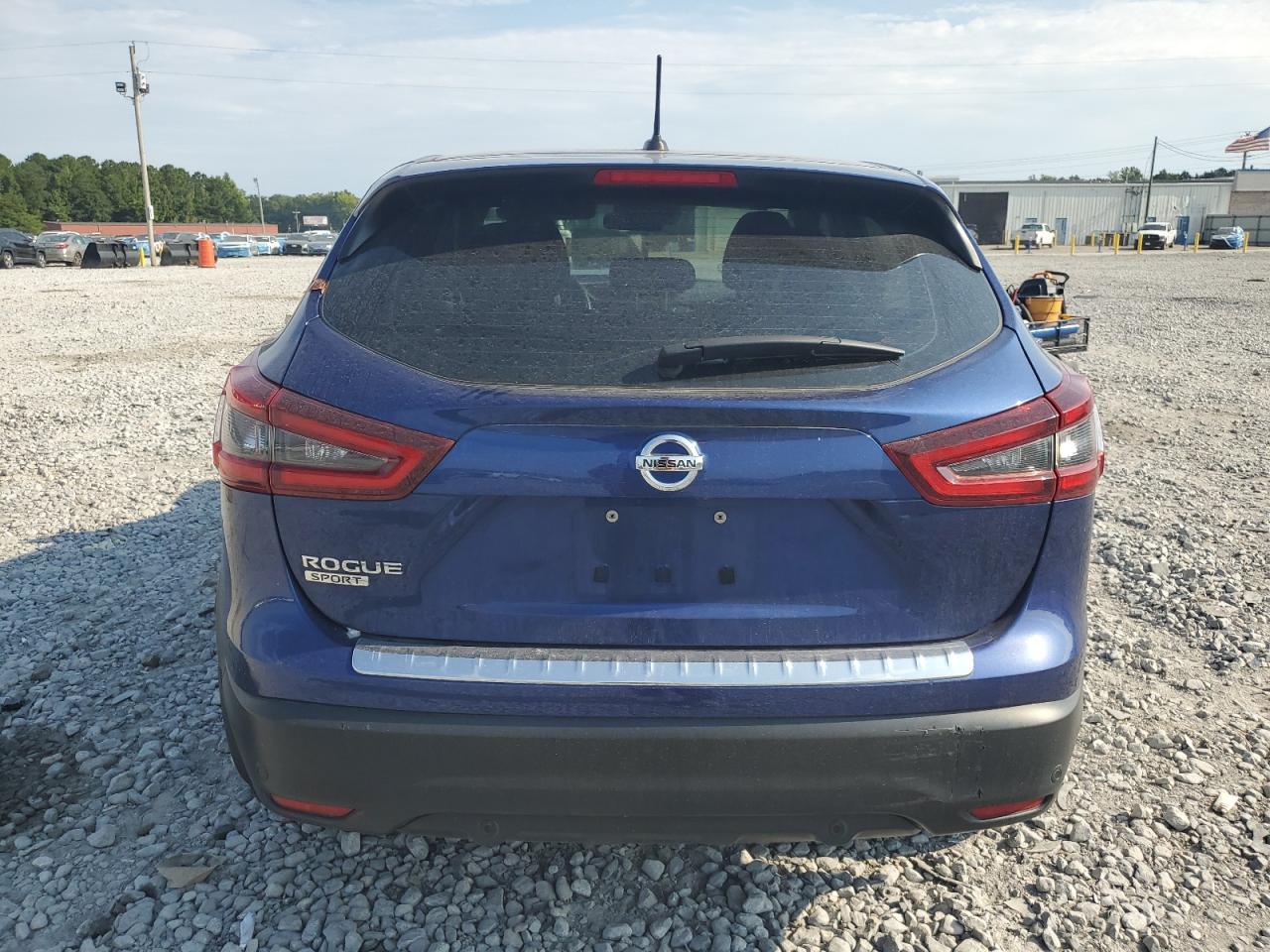 NISSAN ROGUE SPORT S