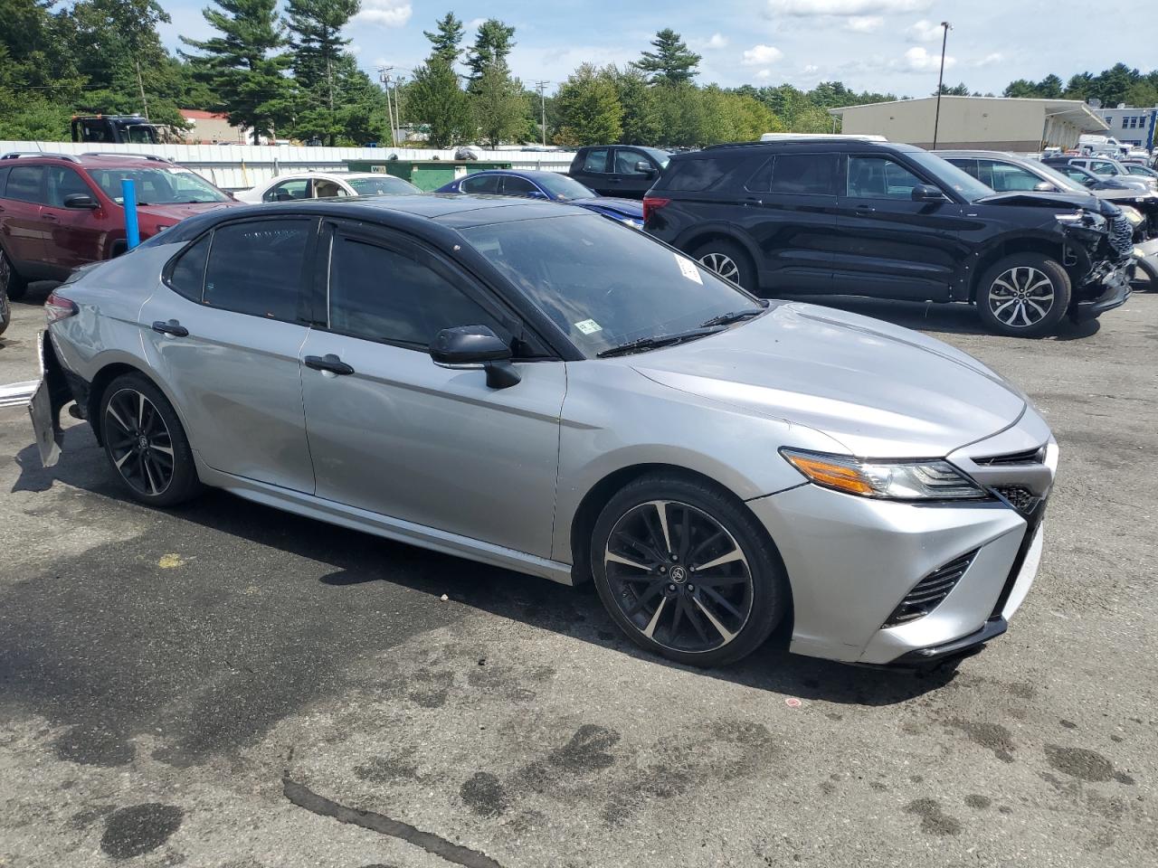 TOYOTA CAMRY XSE