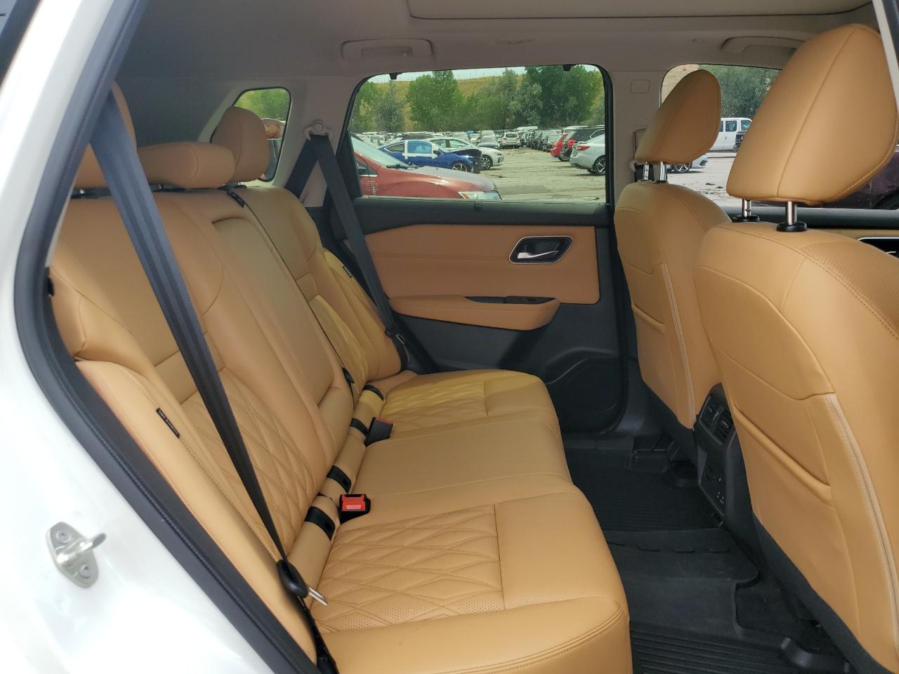 NISSAN ROGUE PLATINUM