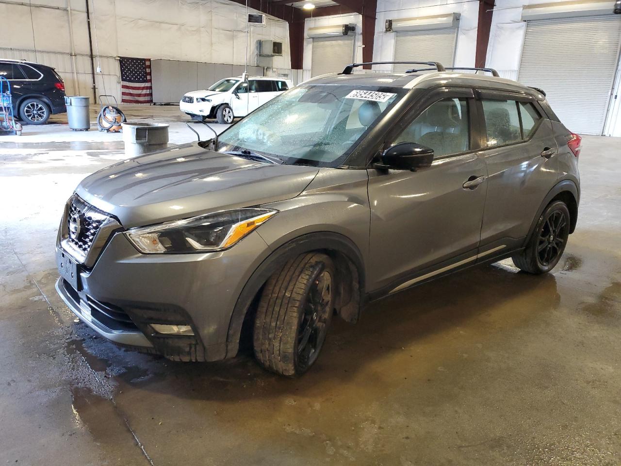 NISSAN KICKS SR