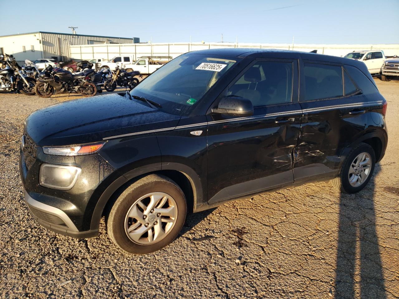 HYUNDAI VENUE SE