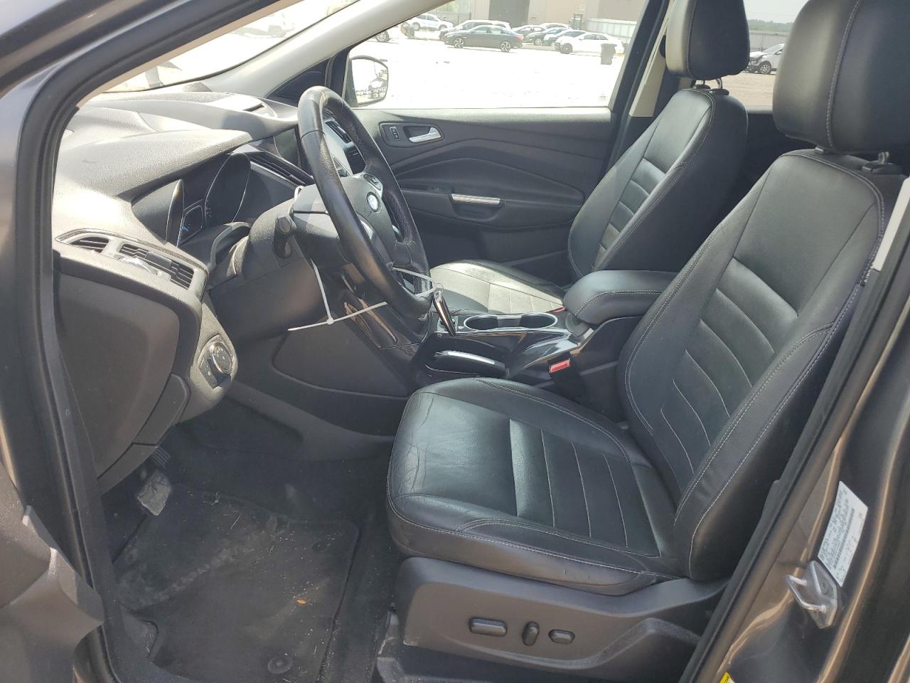 FORD ESCAPE TITANIUM