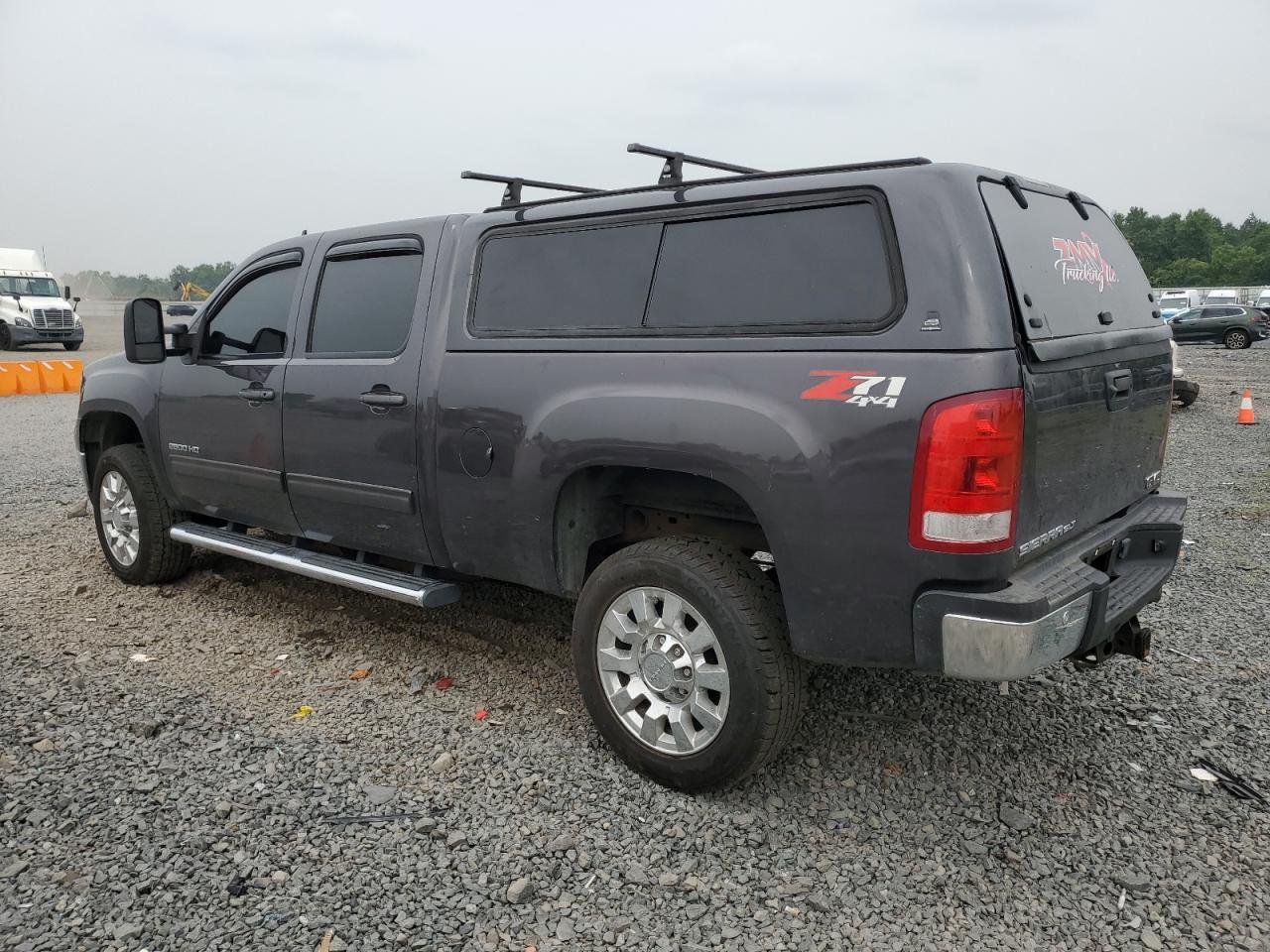 GMC SIERRA K2500 SLT