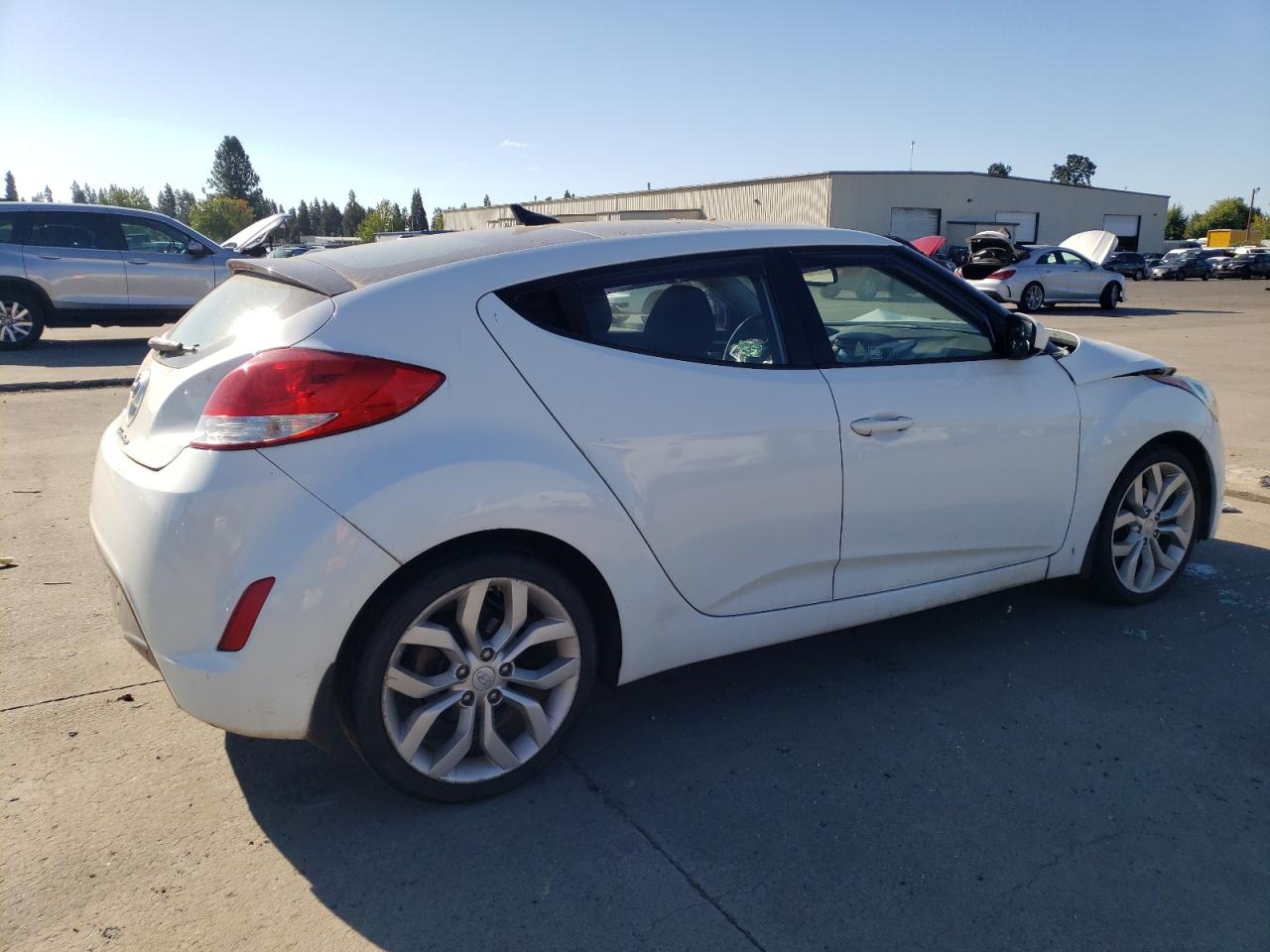 HYUNDAI VELOSTER