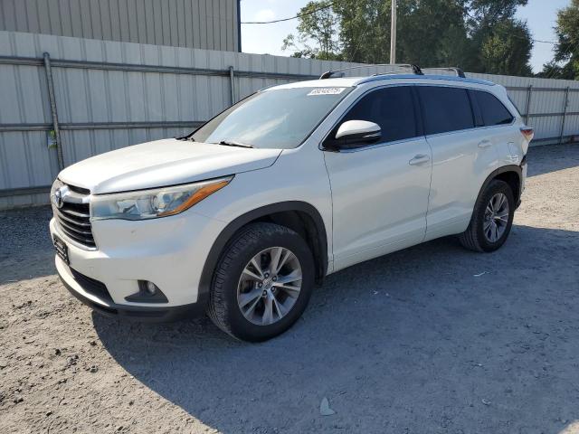 TOYOTA HIGHLANDER