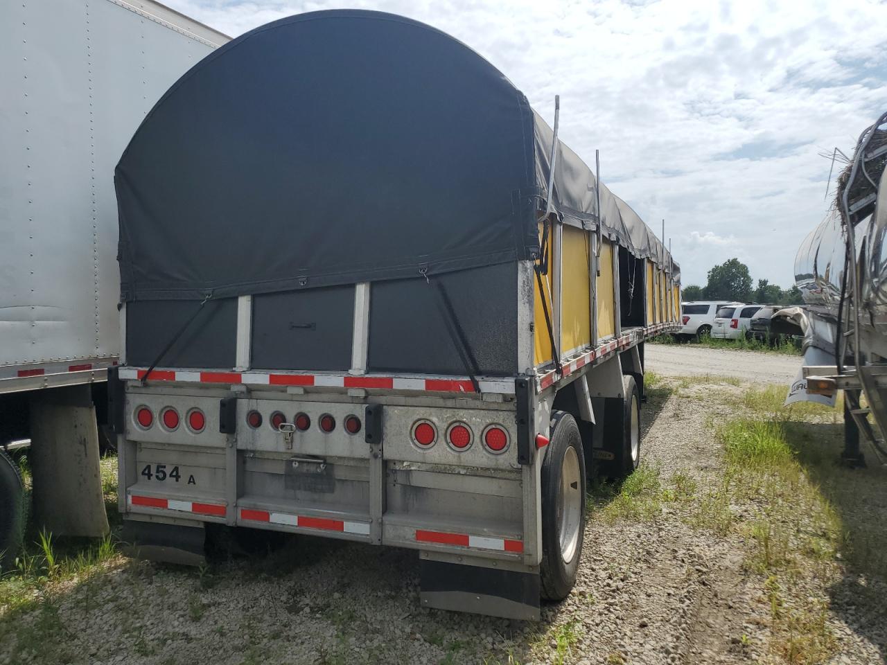 Lot #3256420366 1999 REITNOUER UNKNOWN