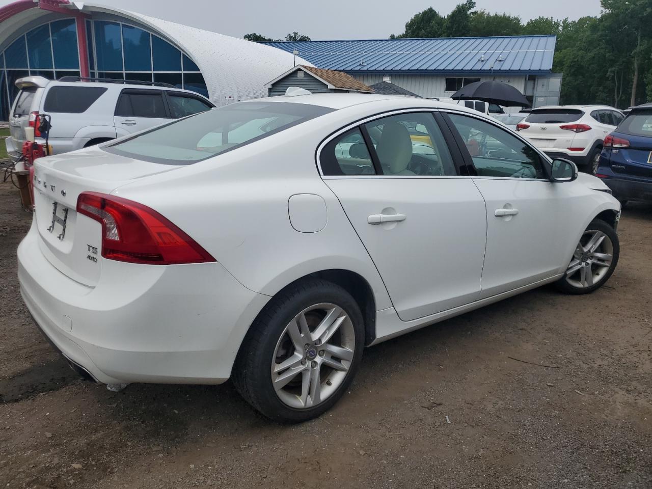 VOLVO S60 PREMIER