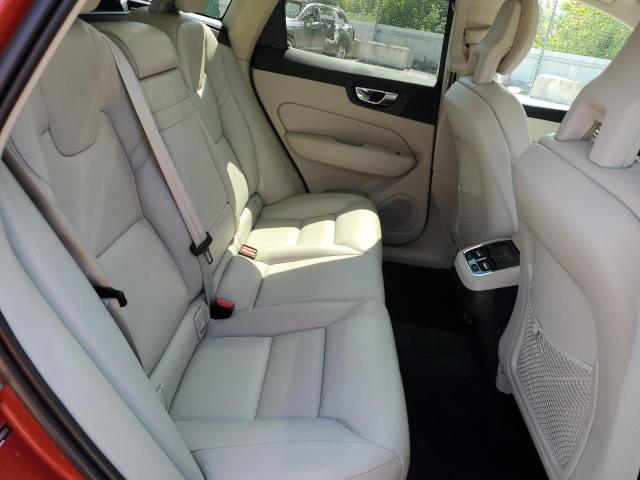 2018 VOLVO XC60 T6 LYVA22RL3JB082513