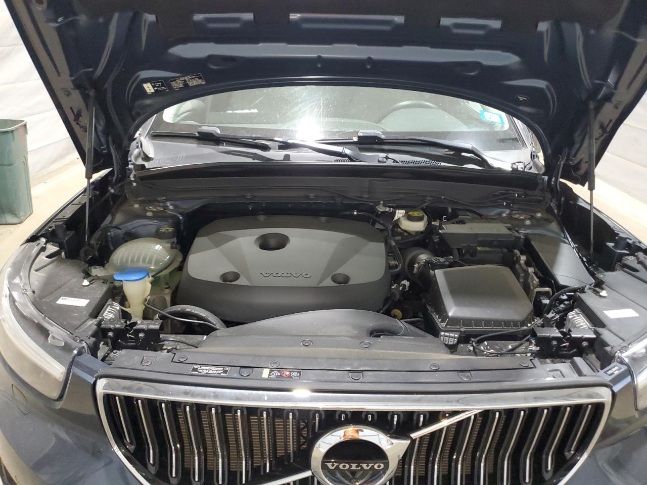 VOLVO XC40 T5 INSCRIPTION