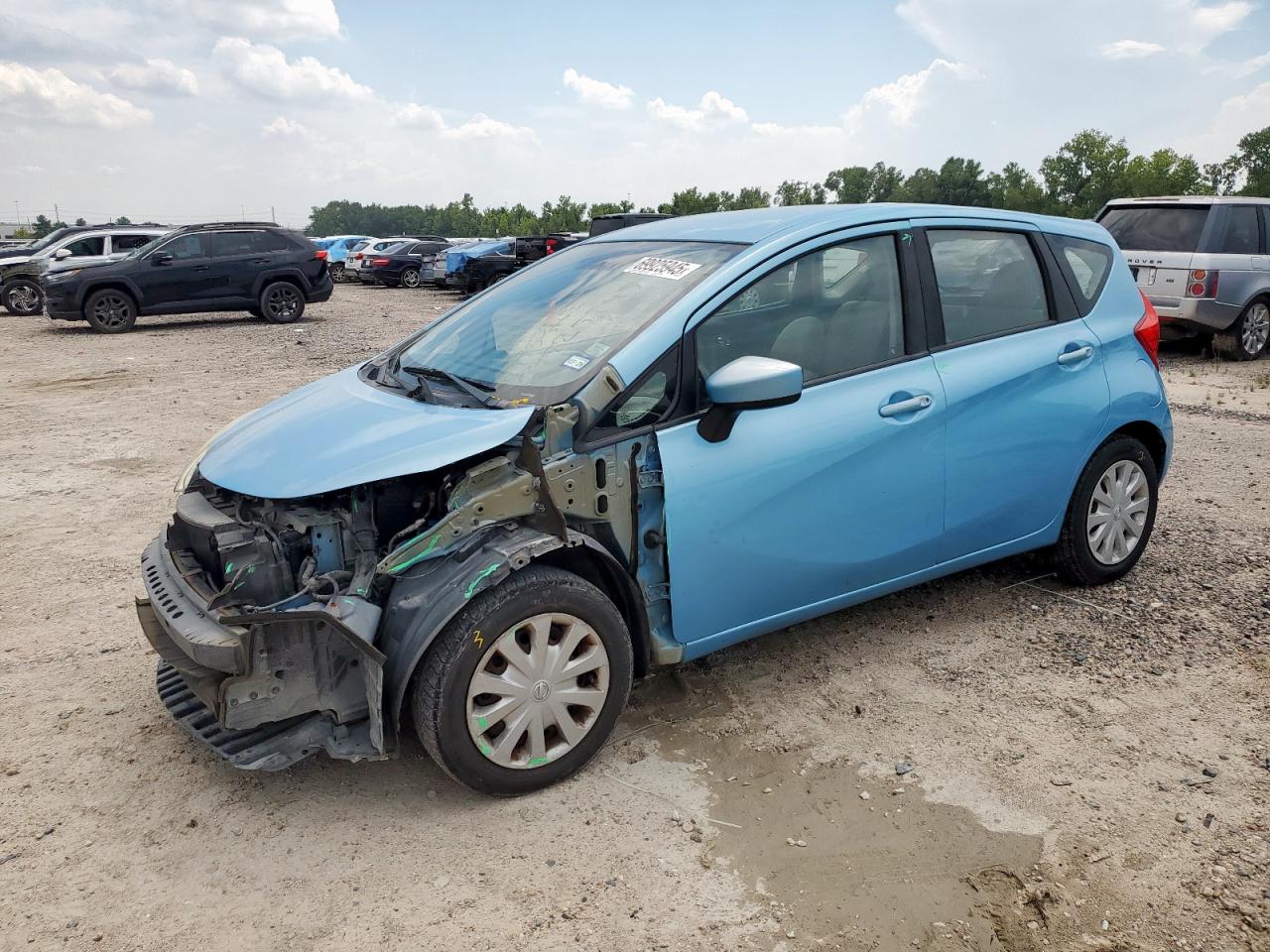 NISSAN VERSA S