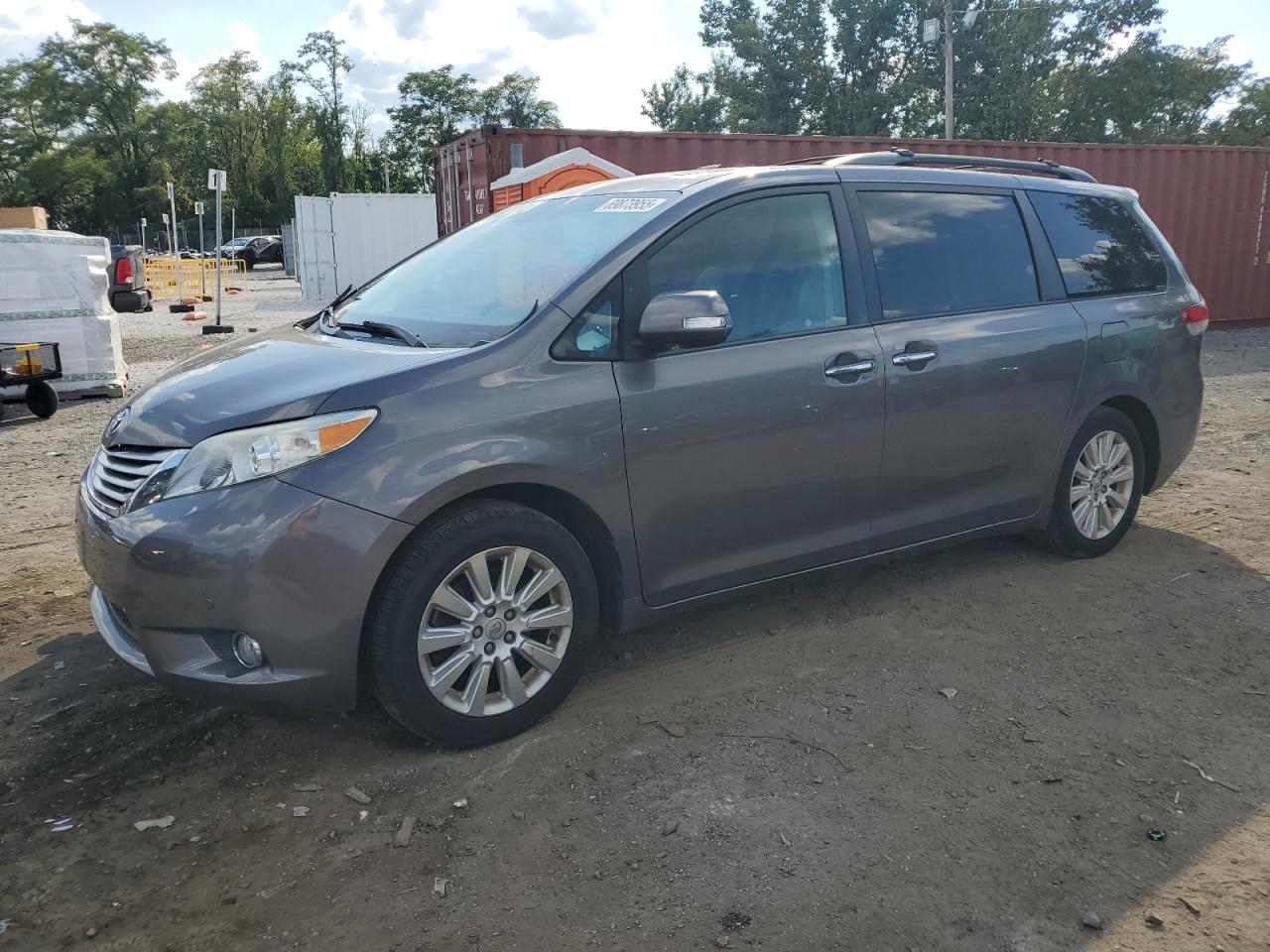 TOYOTA SIENNA XLE