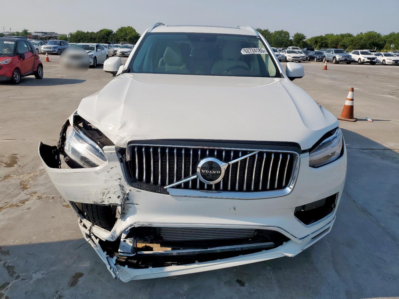VOLVO XC90 T6 MOMENTUM