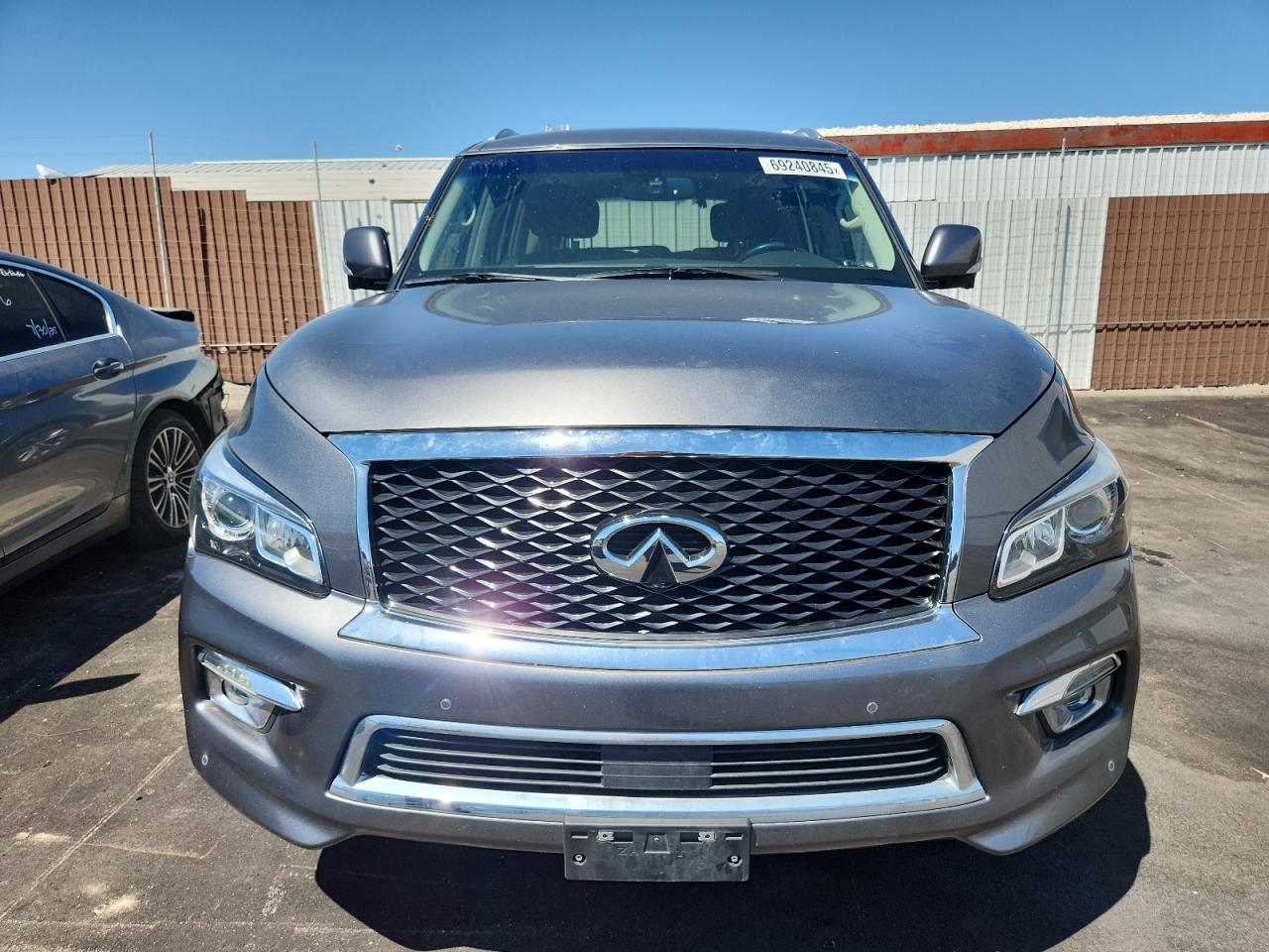INFINITI QX80