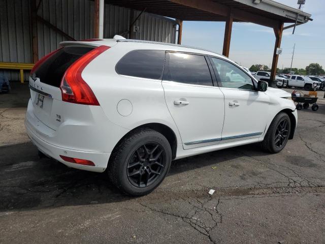2016 VOLVO XC60 T5 PR YV4612RK3G2839224