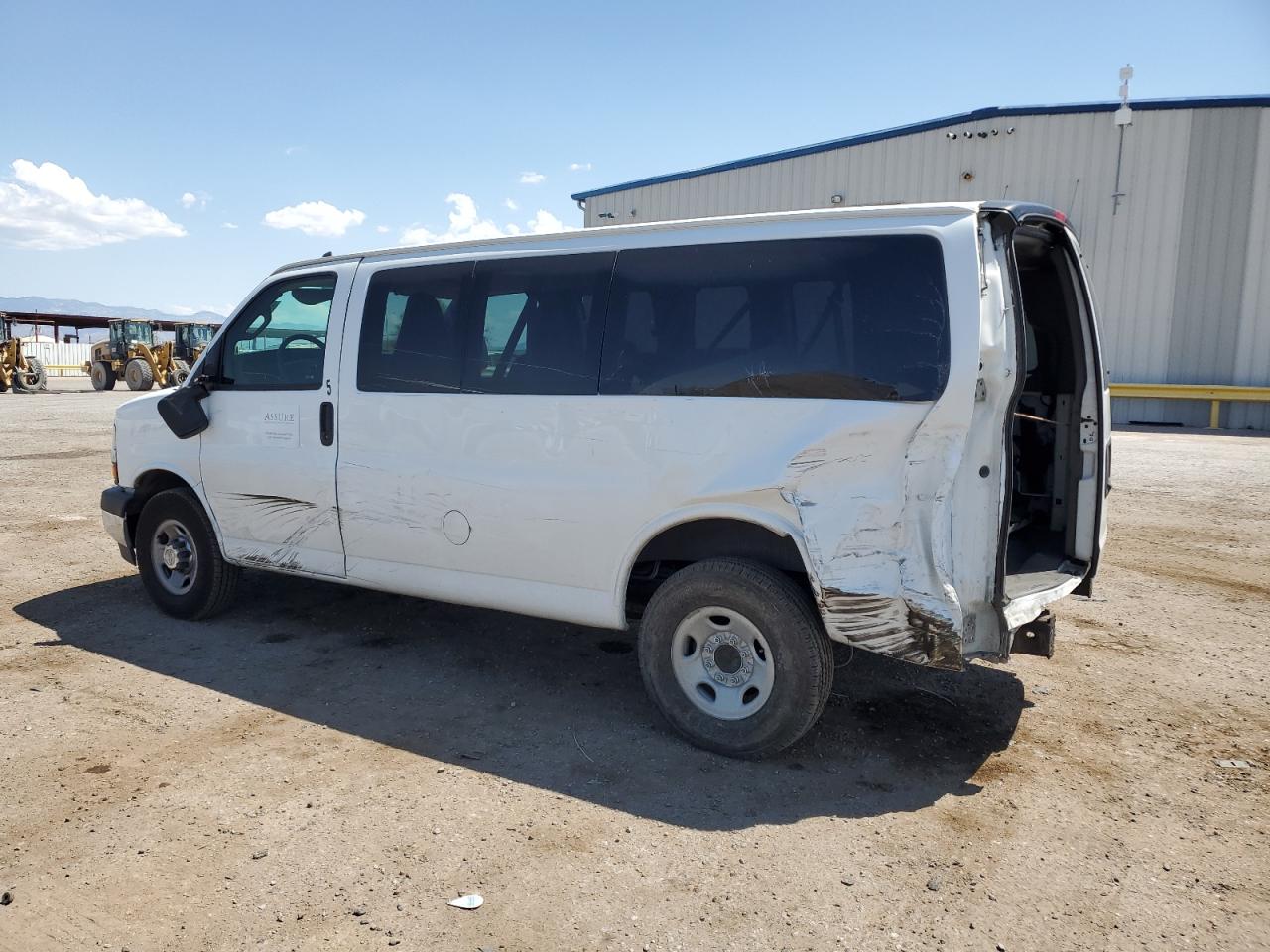 CHEVROLET EXPRESS LT