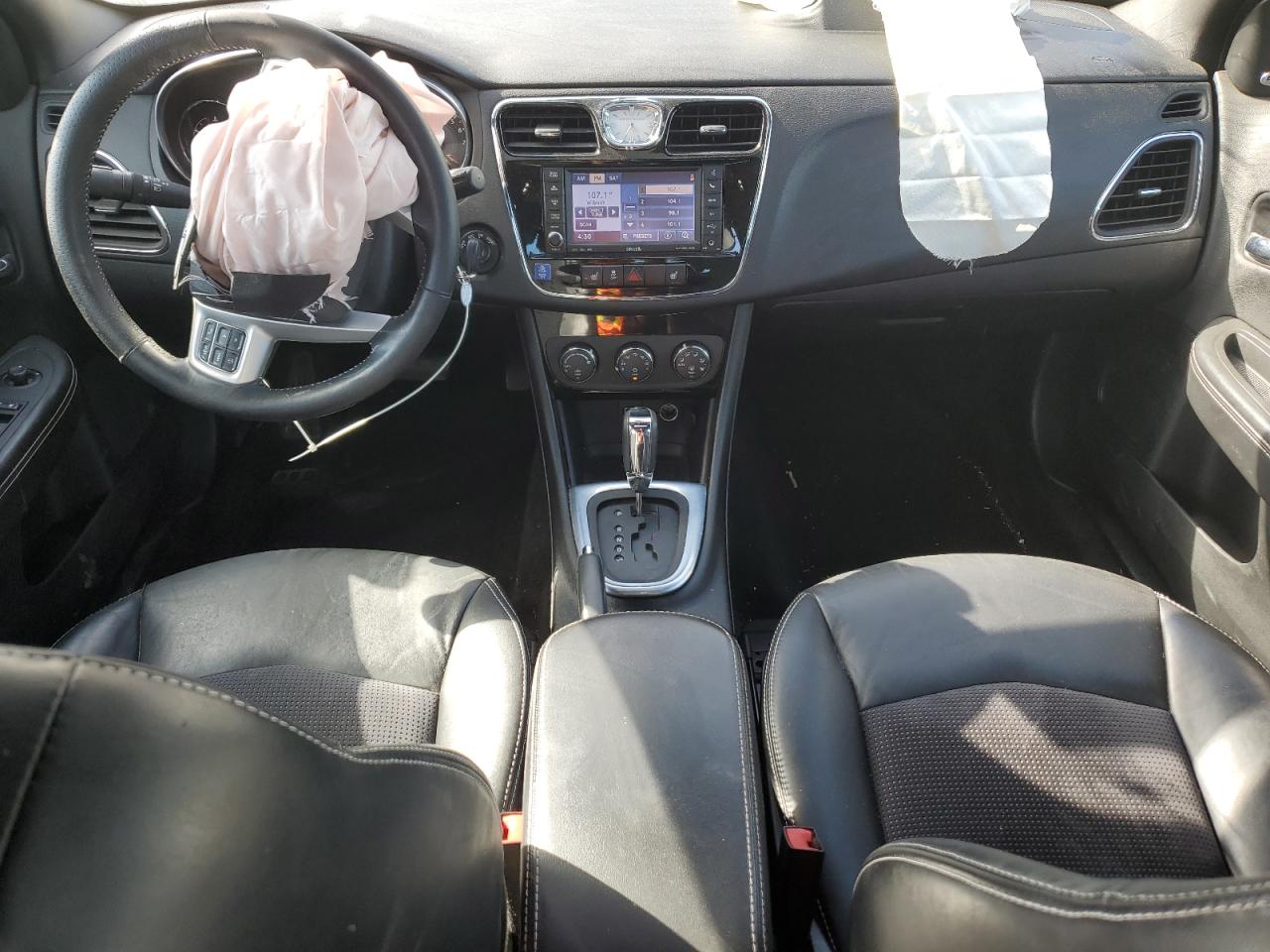 CHRYSLER 200 LIMITED