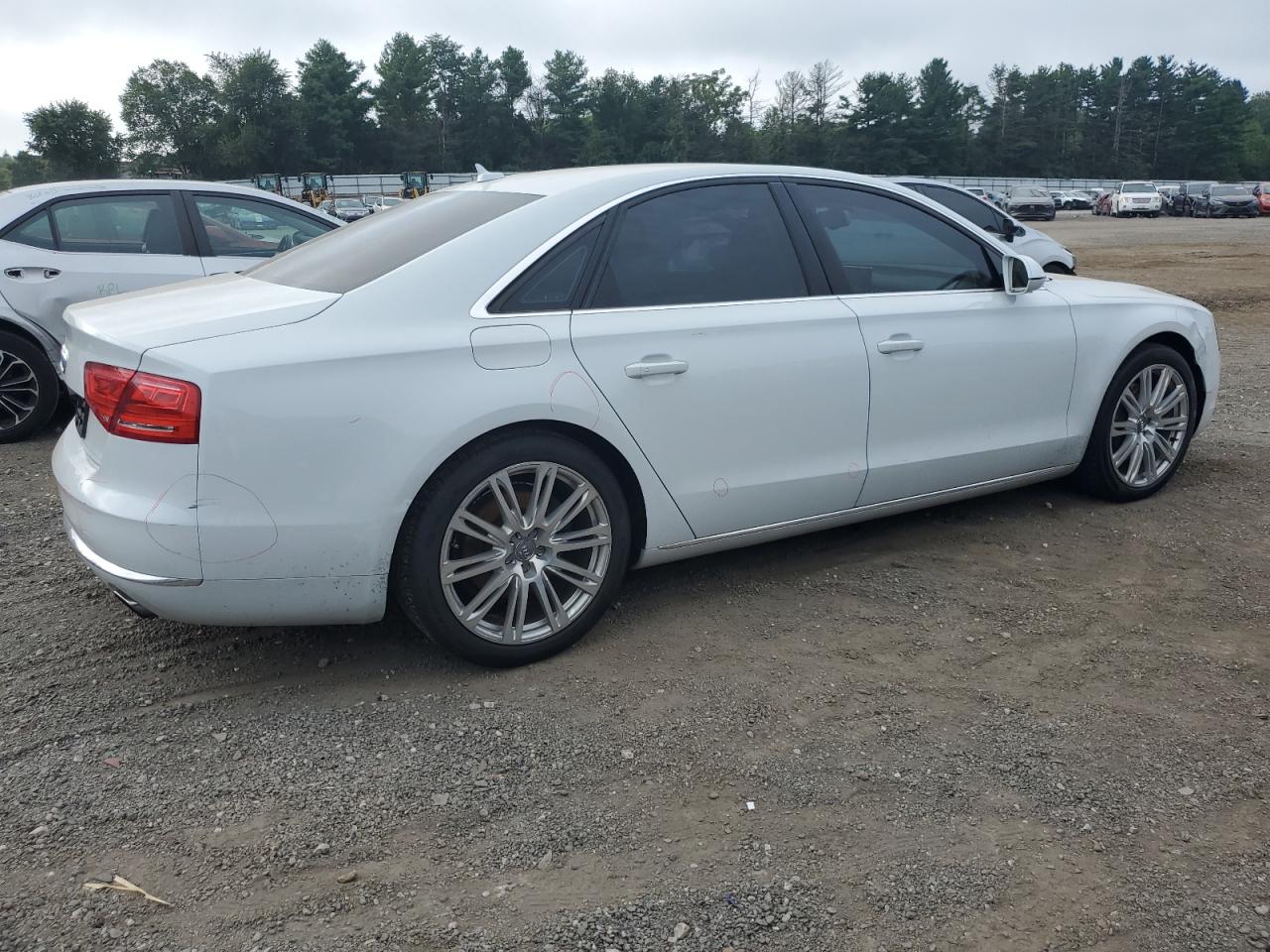 AUDI A8 QUATTRO