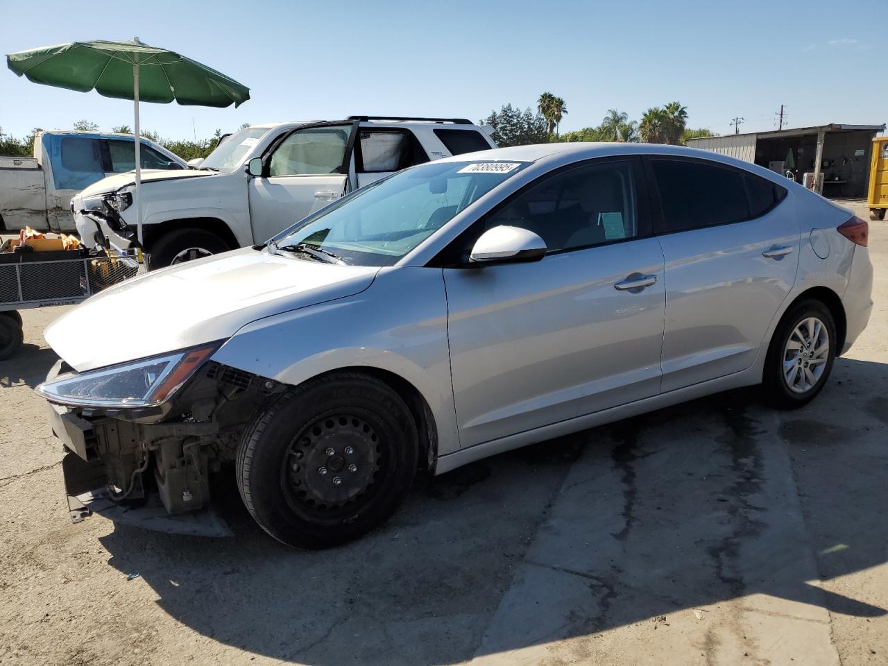HYUNDAI ELANTRA SE