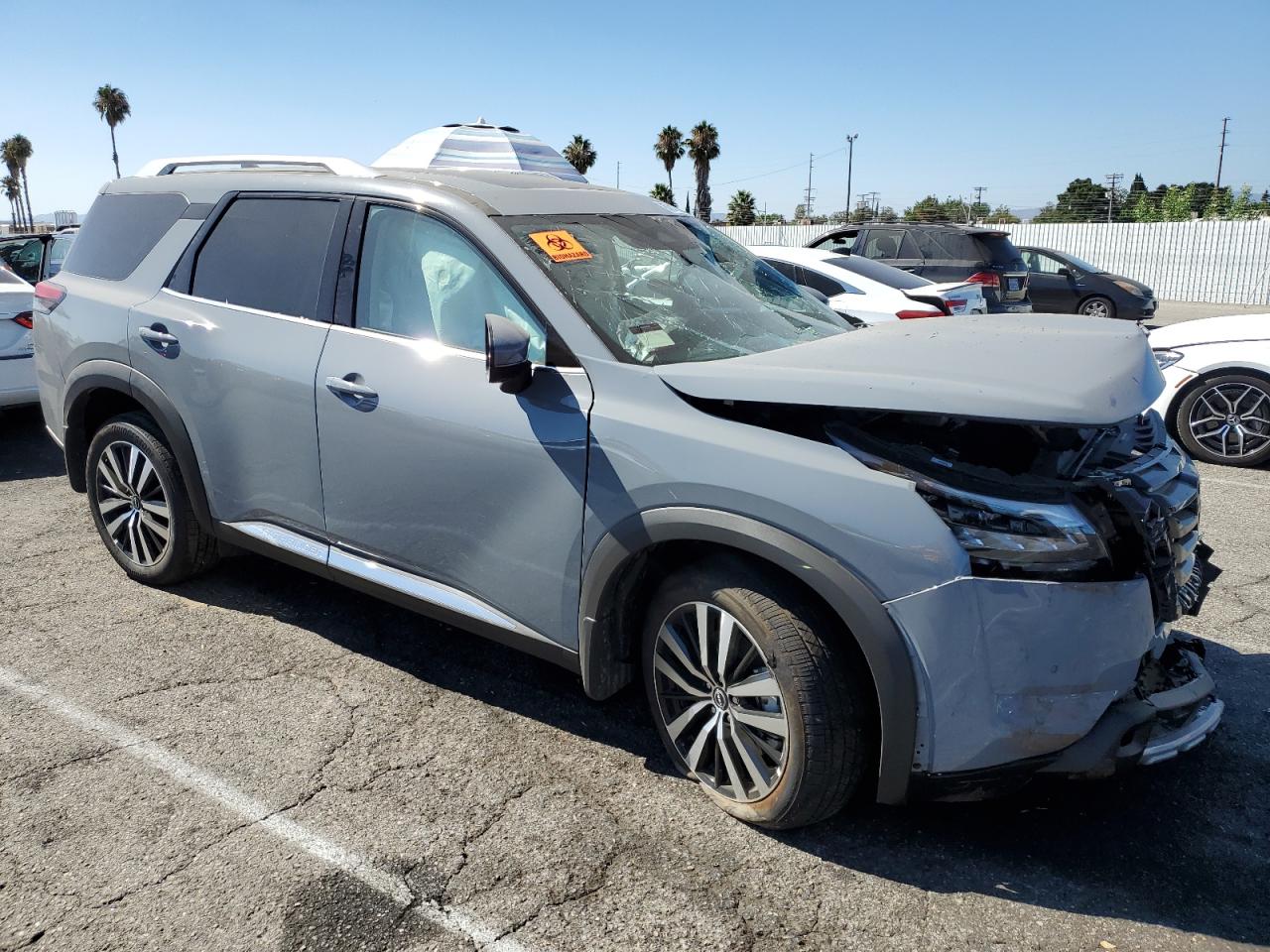 NISSAN PATHFINDER PLATINUM