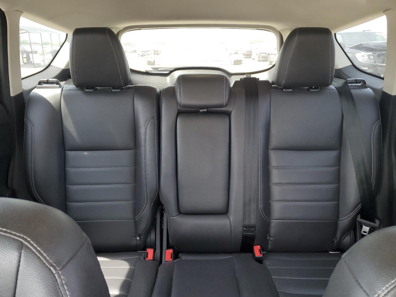 FORD ESCAPE TITANIUM