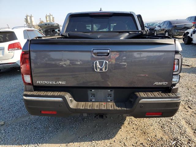 2018 HONDA RIDGELINE RTL 5FPYK3F77JB012370