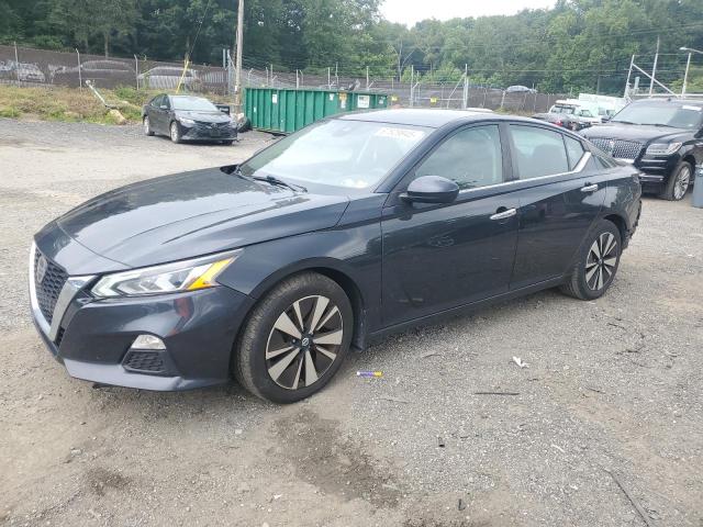 NISSAN ALTIMA SV