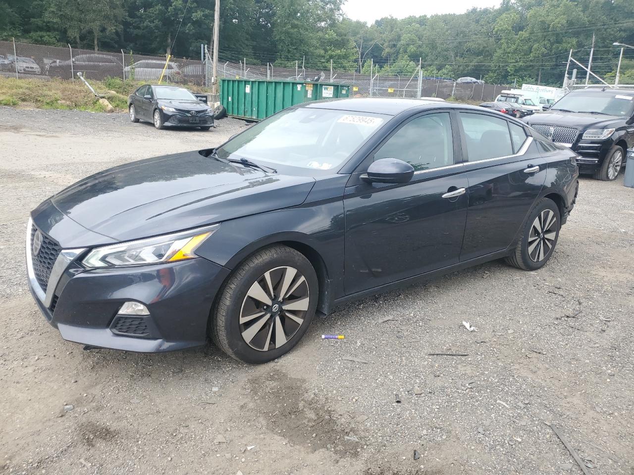 NISSAN ALTIMA SV