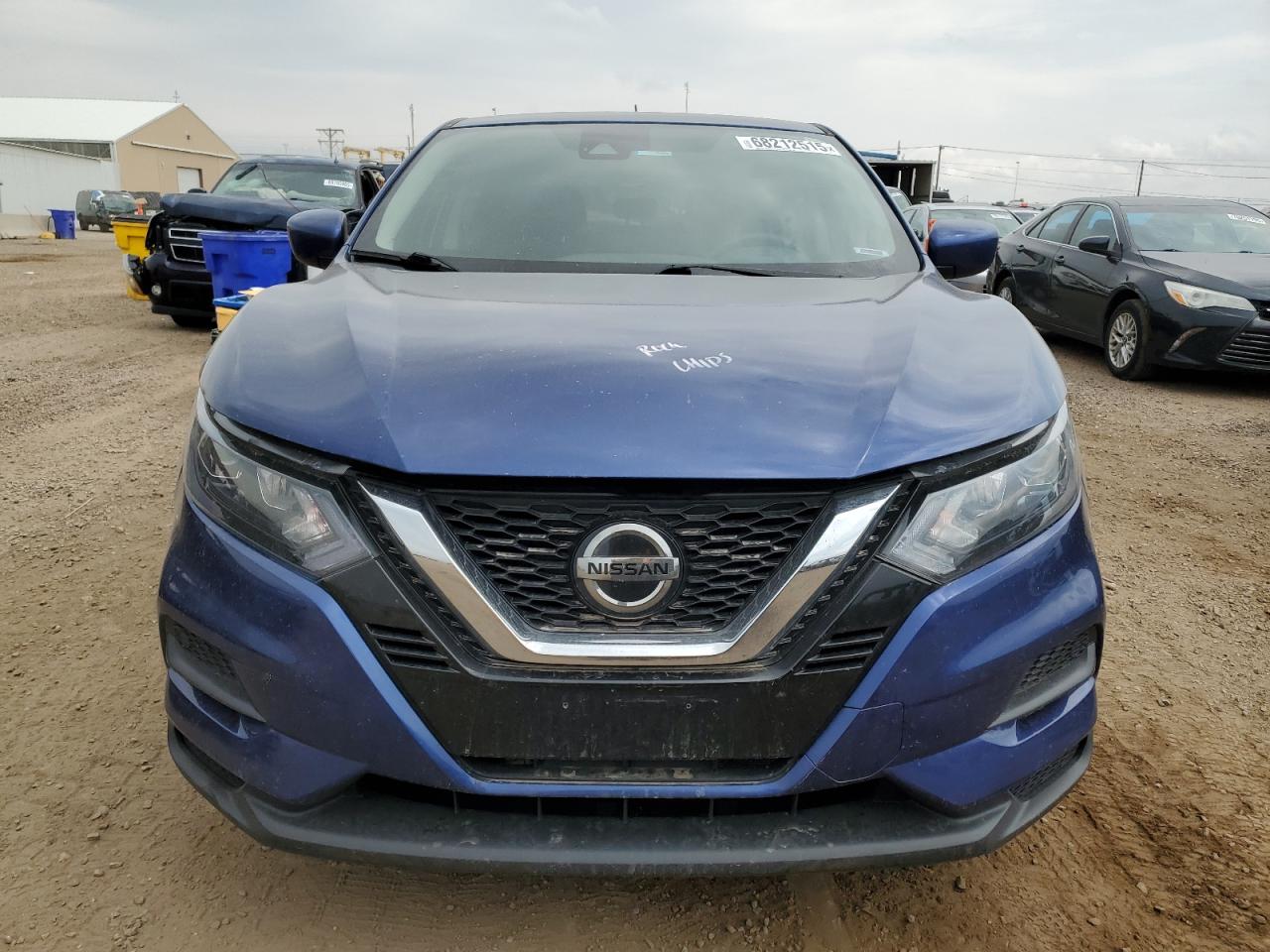 NISSAN ROGUE SPORT S