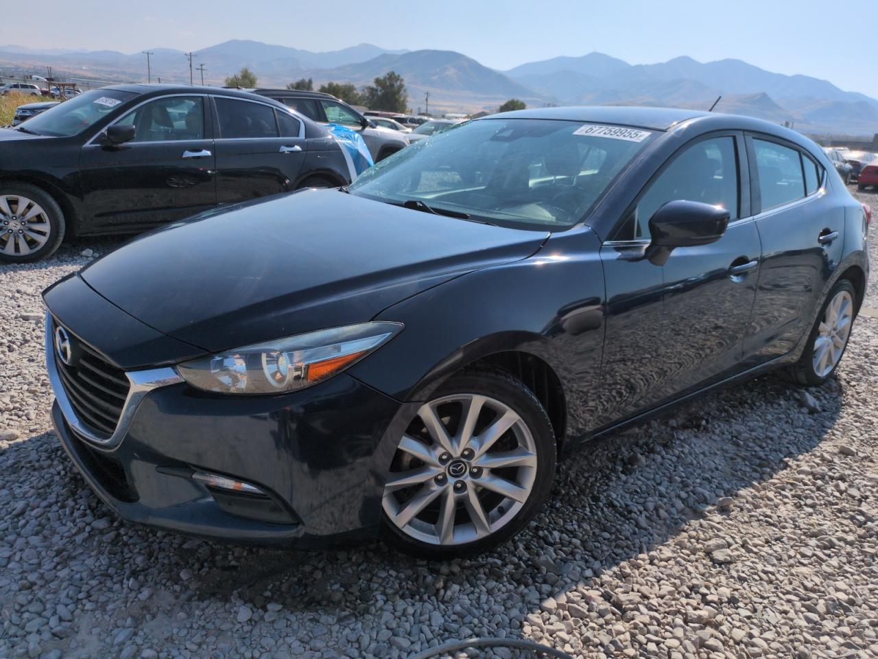 MAZDA 3 TOURING
