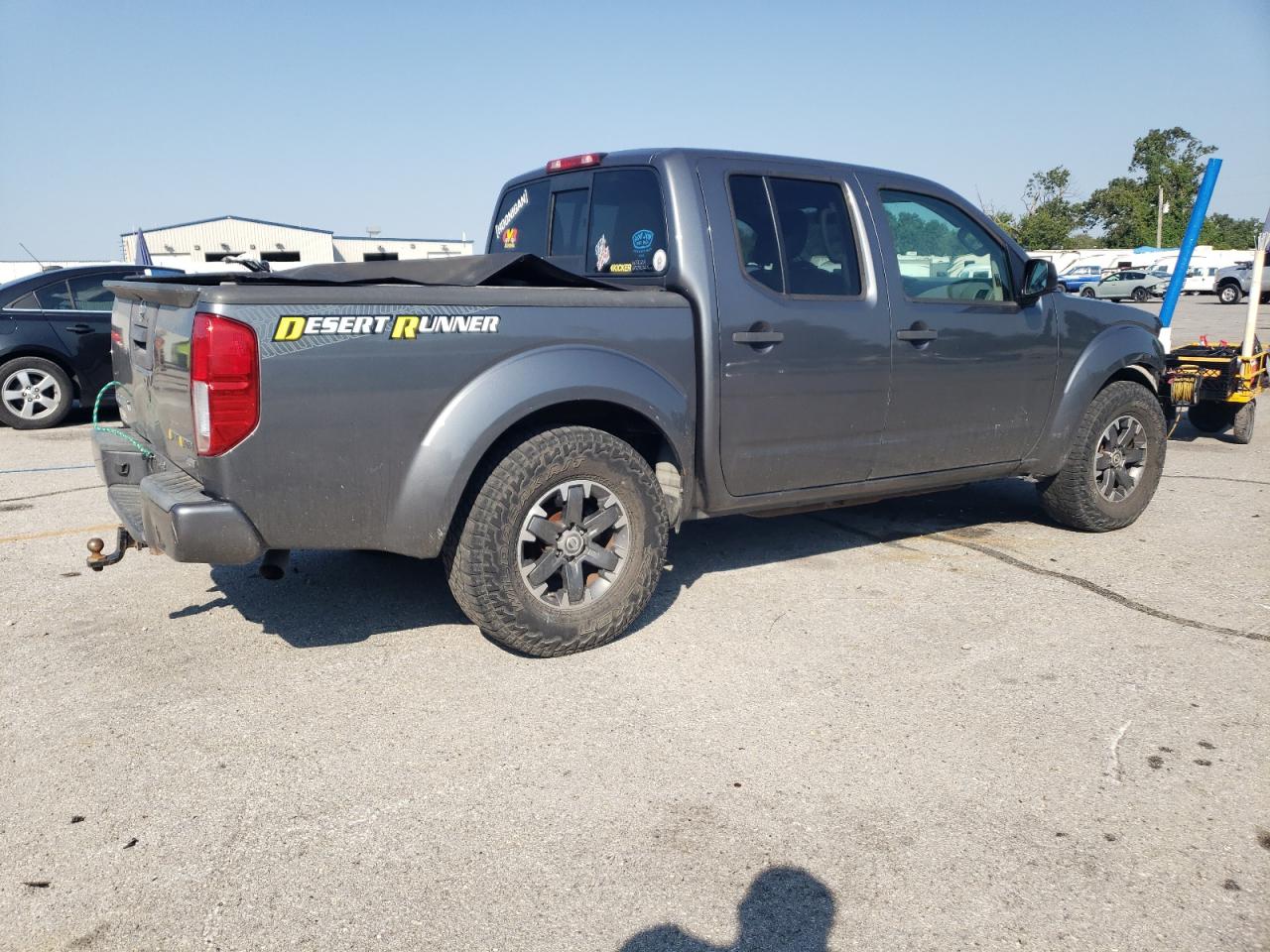 NISSAN FRONTIER S