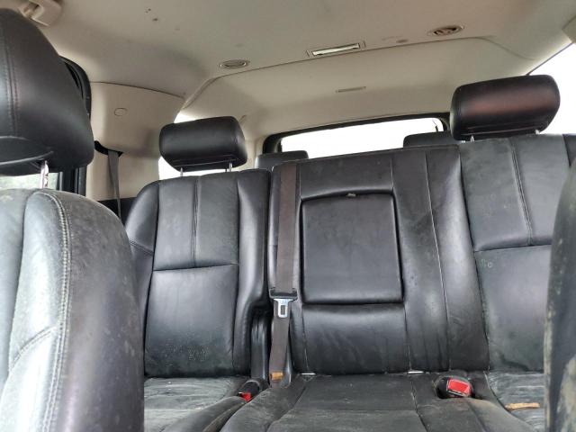 2010 CHEVROLET SUBURBAN K - 1GNUKJE39AR203171