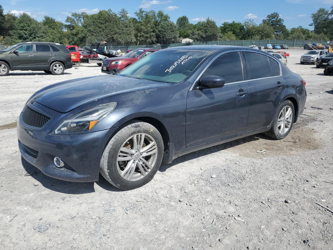 INFINITI G25 BASE