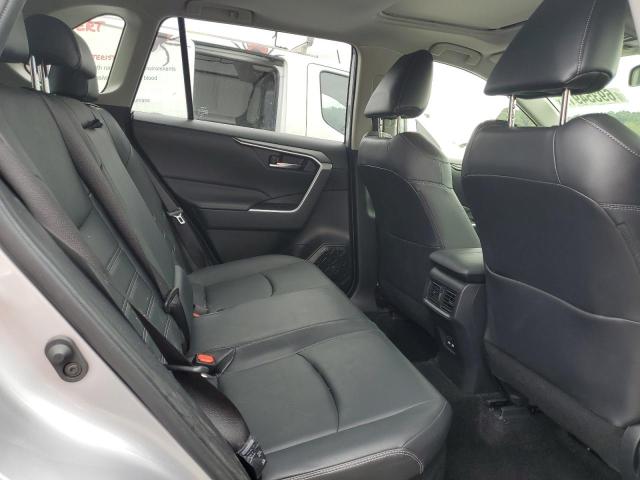 2021 TOYOTA RAV4 XLE P JTMB6RFV2MD009263