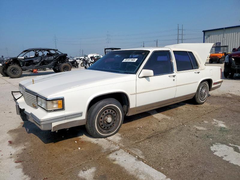 CADILLAC FLEETWOOD