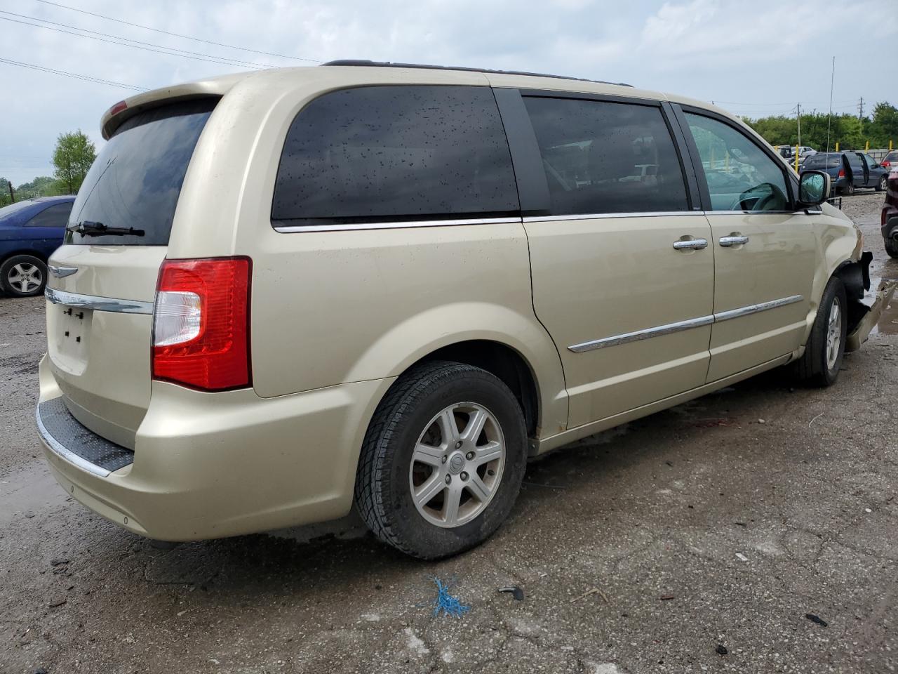 CHRYSLER MINIVAN TOURING