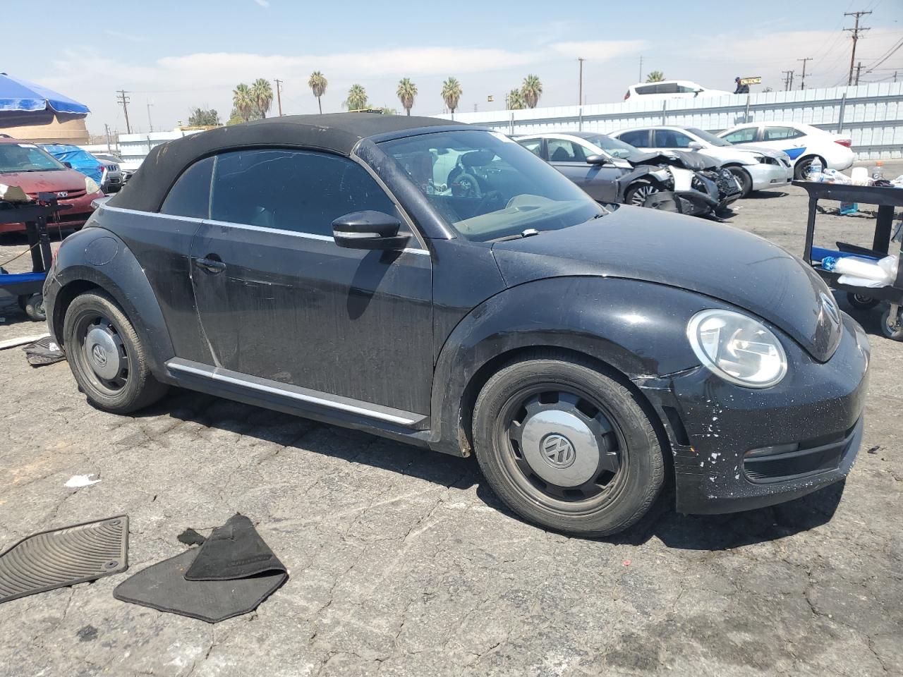 VOLKSWAGEN BEETLE