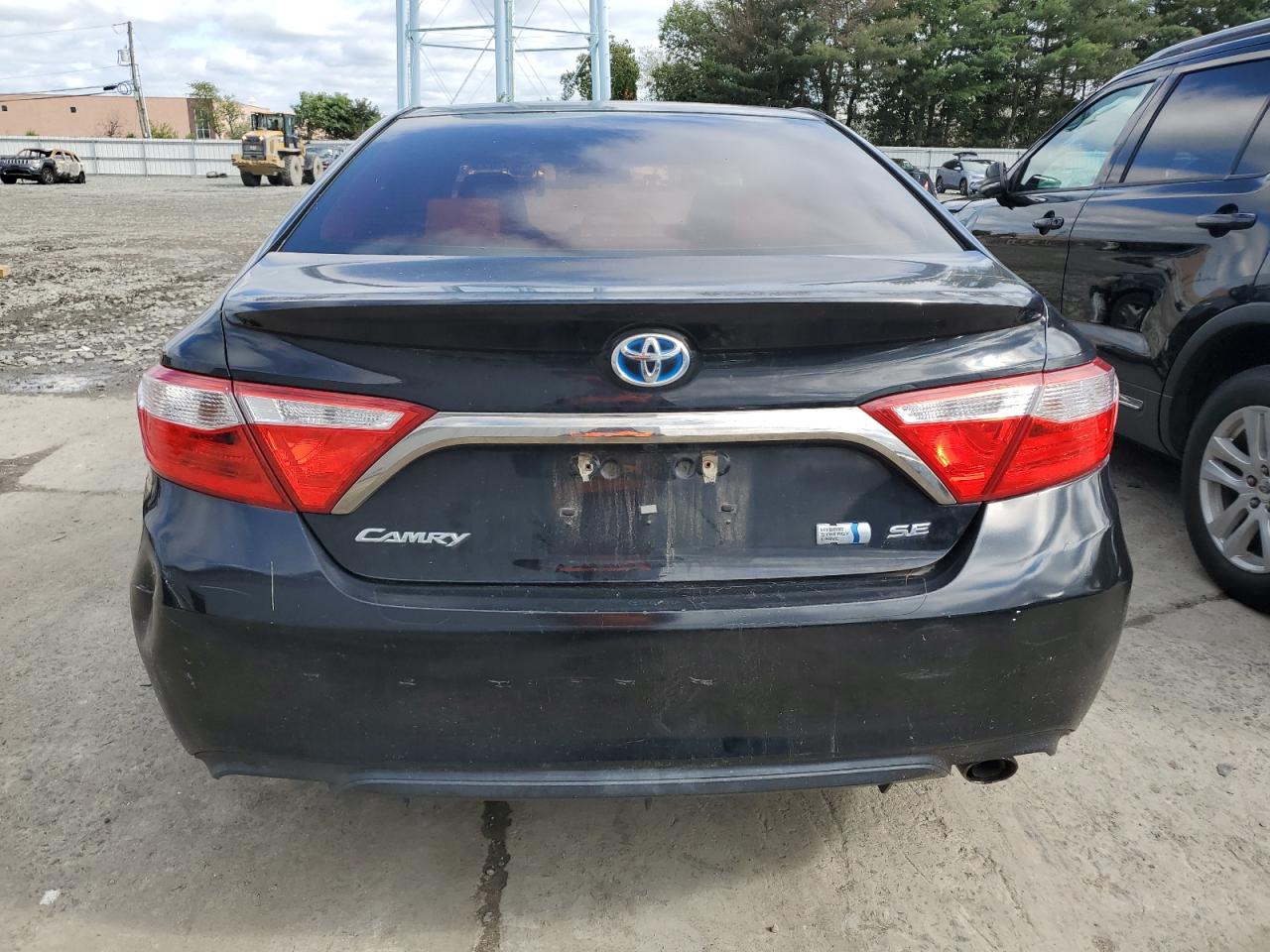 TOYOTA CAMRY HYBRID