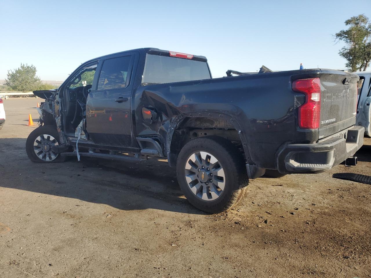 CHEVROLET SILVERADO K2500 CUSTOM
