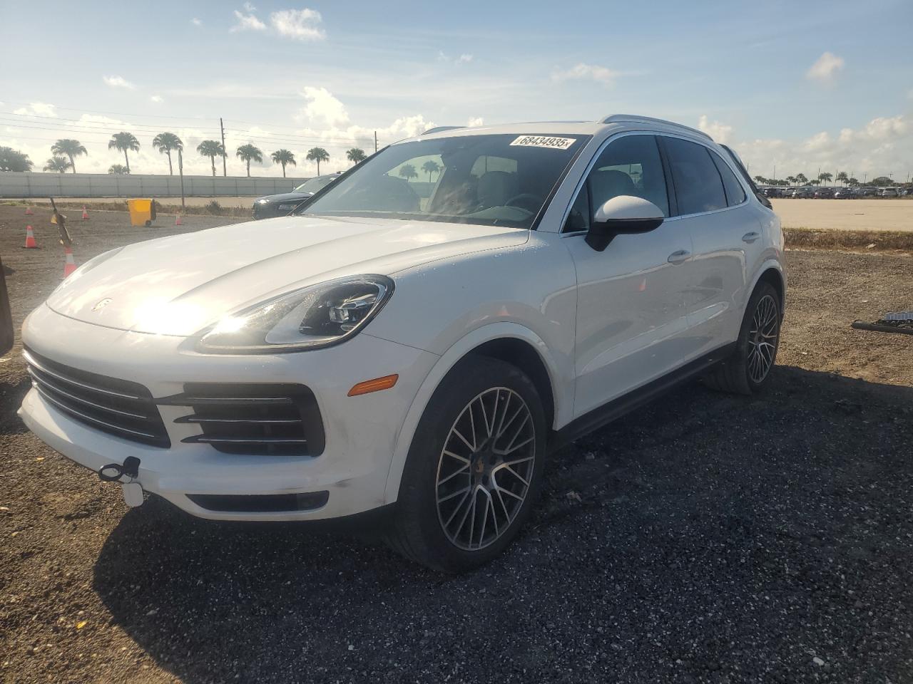 PORSCHE CAYENNE BASE