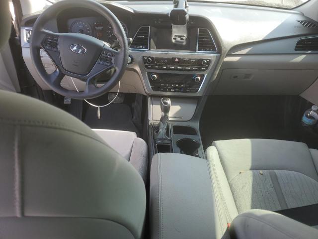 2017 HYUNDAI SONATA HYB KMHE24L1XHA060087