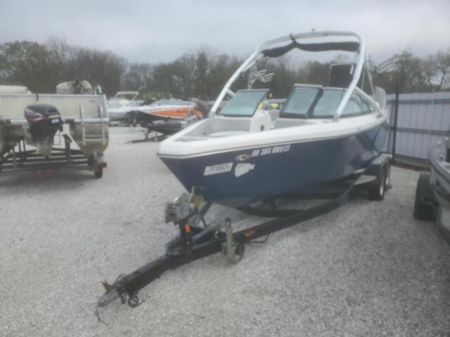 2011 MALIBU BOAT #3213097351