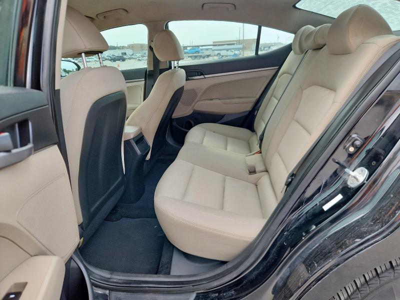 2017 HYUNDAI ELANTRA SE KMHD74LF0HU326868