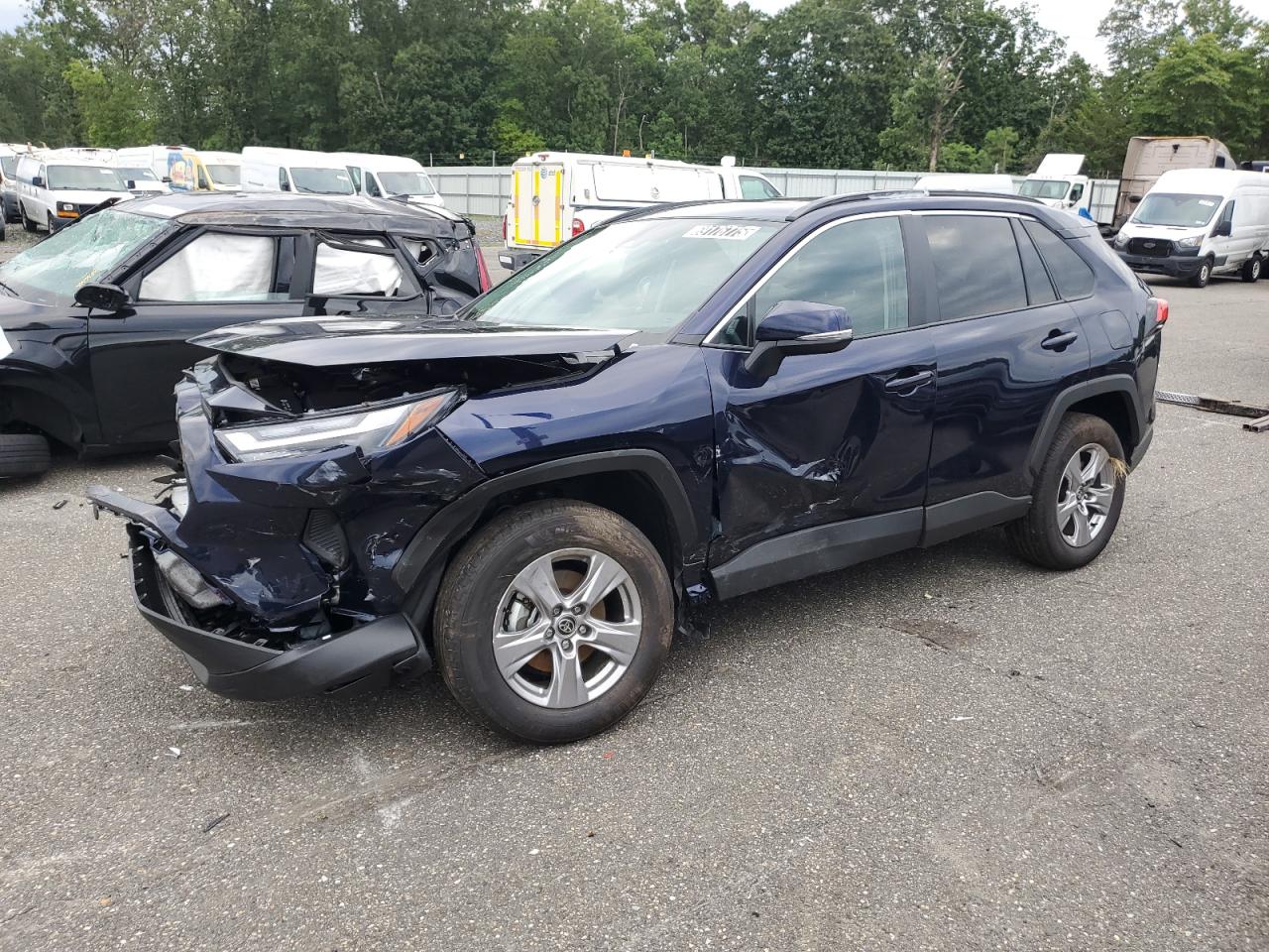 TOYOTA RAV4 XLE