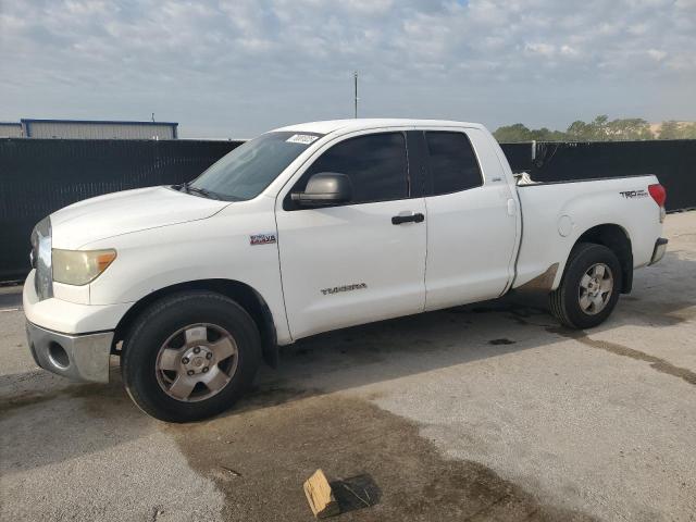 TOYOTA TUNDRA DOUBLE CAB SR5