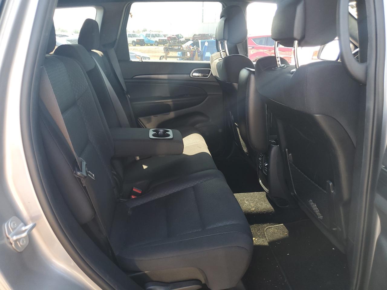 JEEP GRAND CHEROKEE LAREDO